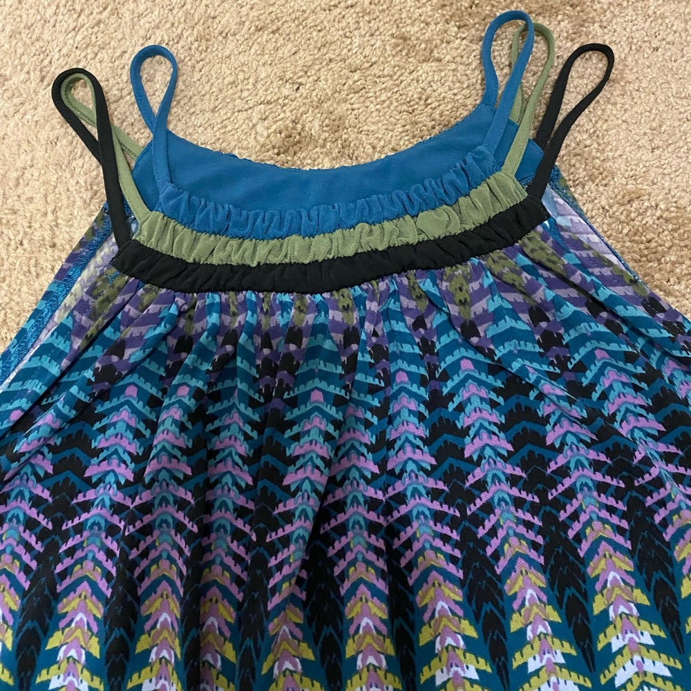 Ladies Tank. Gently worn.